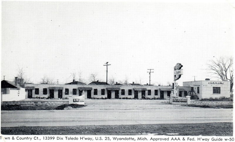 Town & Country Motel (Town and Country Motel)